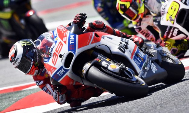 Andrea Dovizioso vuelve al primer peldaño del podio el día de ayer en la séptima fecha de MotoGP en el circuito de Cataluña.