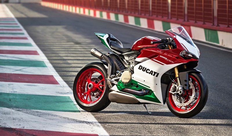 Un sueño hecho realidad: la nueva Ducati 1200 Panigale R Final Edition