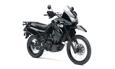 El mundo es tuyo y la KLR 650 es la motocicleta ideal para conquistarlo