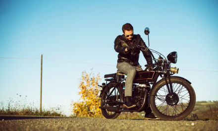 La Black Douglas Sterling, una motocicleta clásica pero con espíritu moderno