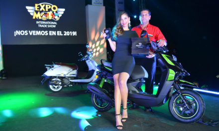 Rossmery Fernández se corona con el título Moto Fashion 2018