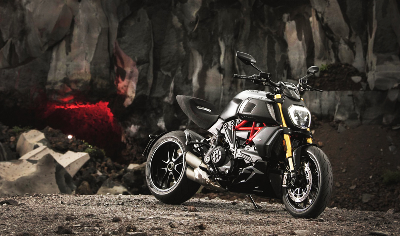 La Ducati Diavel 1260, presente en el Salón Internacional del Automóvil 2019 en Ginebra