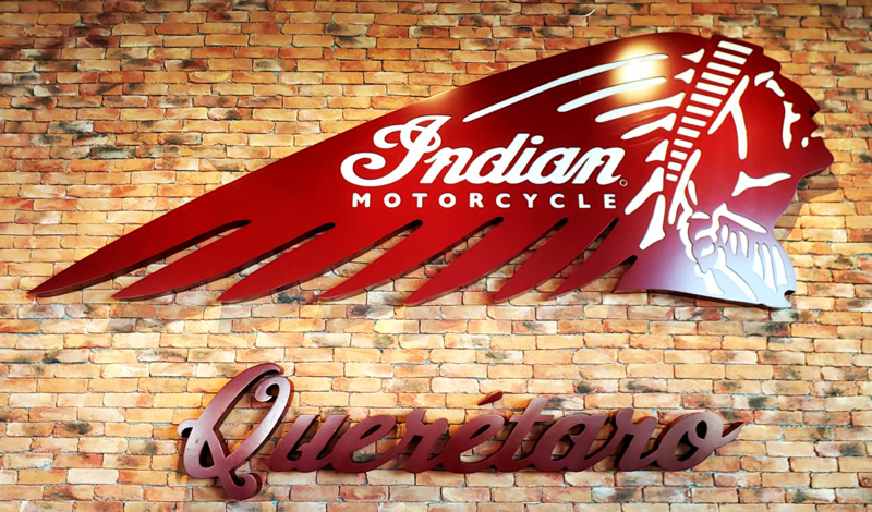 Querétaro se viste de manteles largos con INDIAN Motorcycle