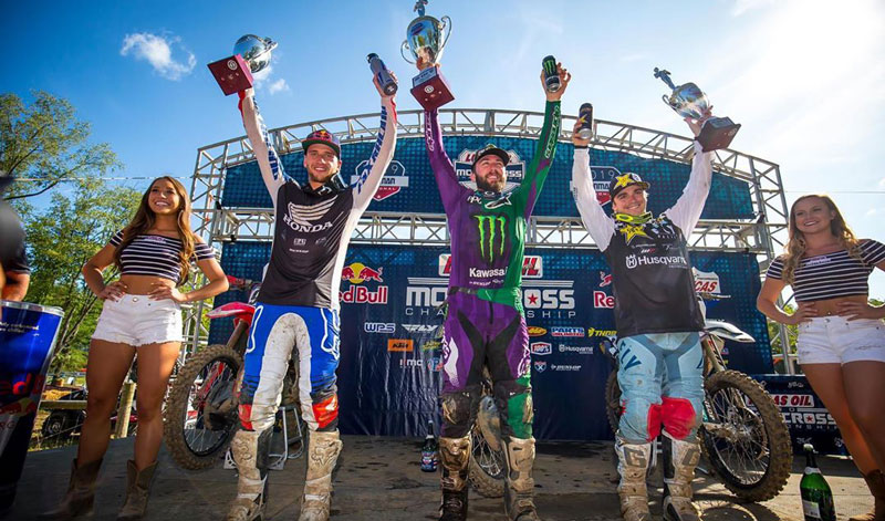 Oro para Eli Tomac en la final del AMA 2019