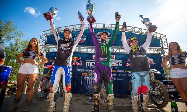 Oro para Eli Tomac en la final del AMA 2019