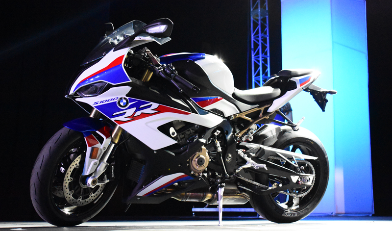 La marca alemana impacta en Expo Moto con la S1000RR