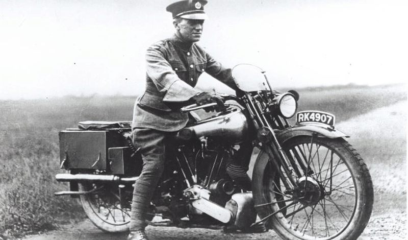 Lawrence de Arabia y sus exclusivas motocicletas Brough Superior