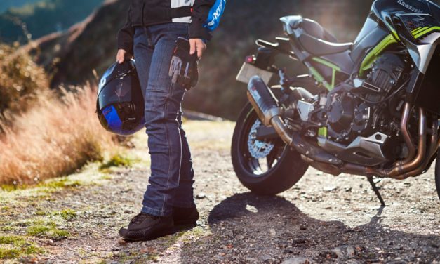 Seventy Degrees lanza colección de jeans para motociclistas