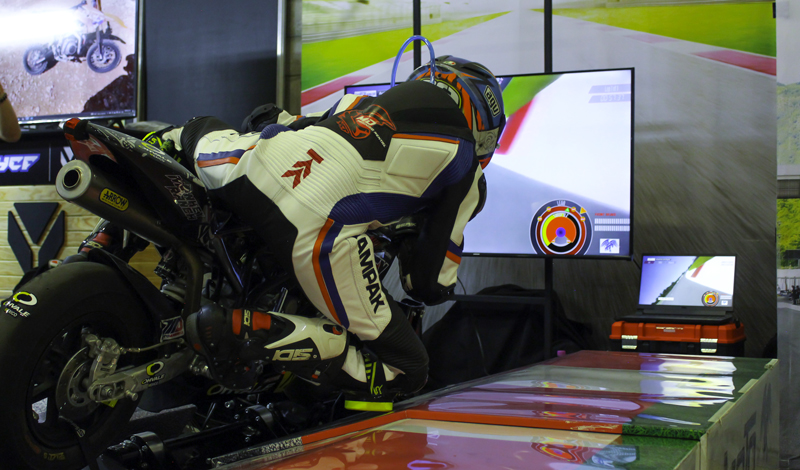 El simulador oficial de MotoGP estuvo presente en EXPO MOTO 2021