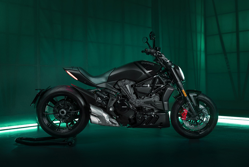 Ducati presenta la edición limitada y numerada XDiavel Nera: “Elegance unlimited”