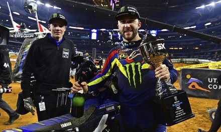 Eli Tomac se lleva la victoria en Arlington