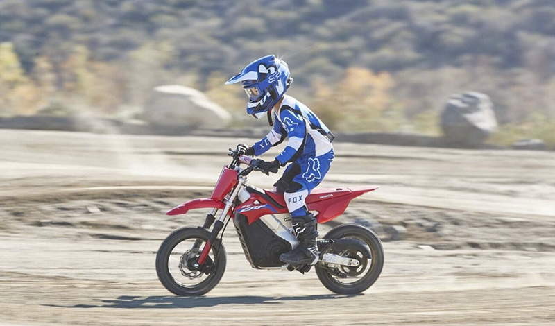 Honda lanza la CRF-E2, la motocross infantil eléctrica