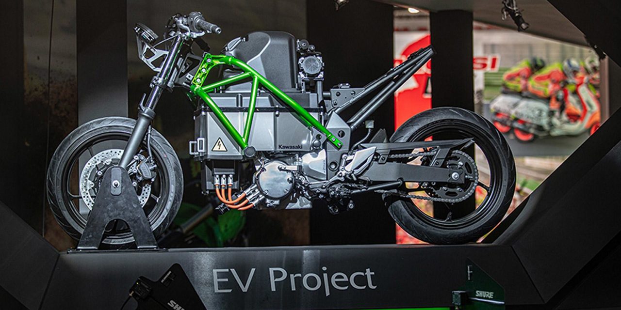 Kawasaki nos sorprenderá con 2 modelos eléctricos este 2023