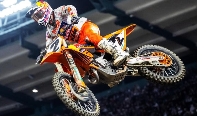 Cooper Webb consigue la primera posición en el Campeonato Mundial de AMA Supercross en la categoría 450