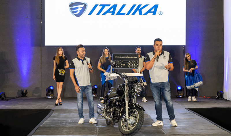Italika, patrocinador oficial de Expo Moto, otorgó una TC250 al ganador de la Trivia