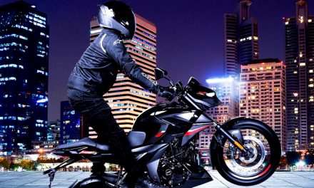 Tips para manejar tu moto de noche