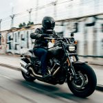 5 consejos que te ayudarán al conducir tu motocicleta por la ciudad