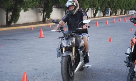 Las motocicletas de las marcas líderes estuvieron rodando en la pista de manejo de Expo Moto GDL