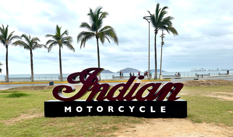 El 8th Indian Motorcycle National Ride llega a Mazatlán, Sinaloa