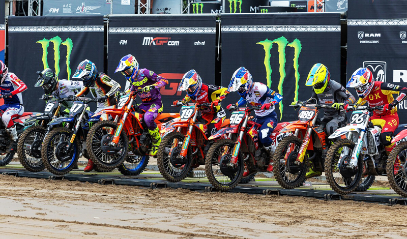 Herlings gana en el Campeonato de MXGP en Lommel