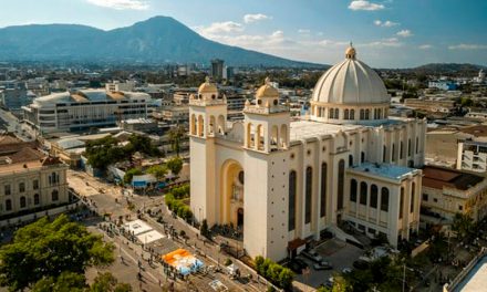 Descubre una ruta en El Salvador, el país más pequeño de América