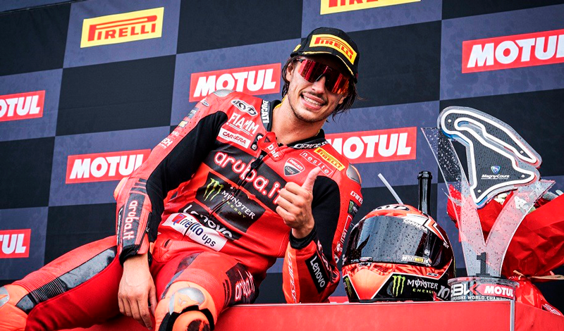 Doble victoria de Bulega en el domingo de Magny-Cours