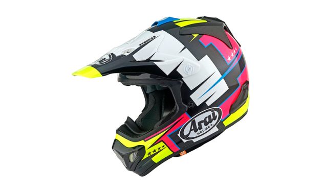 Arai MX-V EVO, sinónimo de seguridad en cada kilómetro