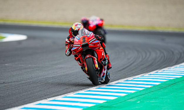 Bagnaia y el Ducati Lenovo Team conquistan la victoria en la carrera de Motegi