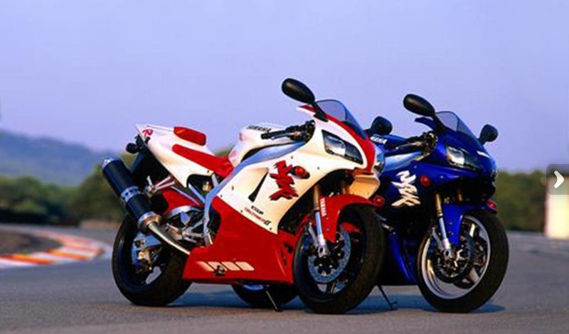 Conoce la motocicleta Yamaha R1, la superbike que redefinió una era