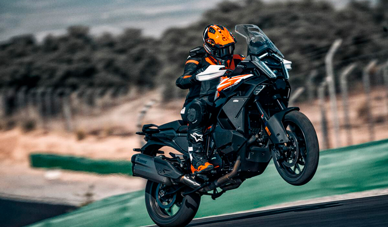 Llega la KTM 1390 Super Adventure S 2025: Potencia y tecnología en dos ruedas