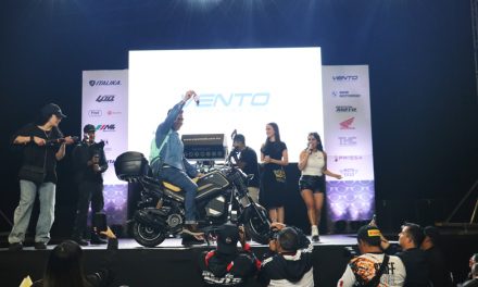 Omar Venegas salió rodando de Expo Moto con la OVNI 170 de Vento