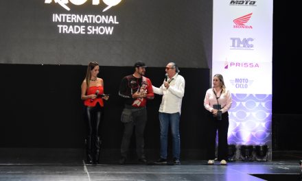 Pista de pruebas y conferencias en Expo Moto CDMX 2024