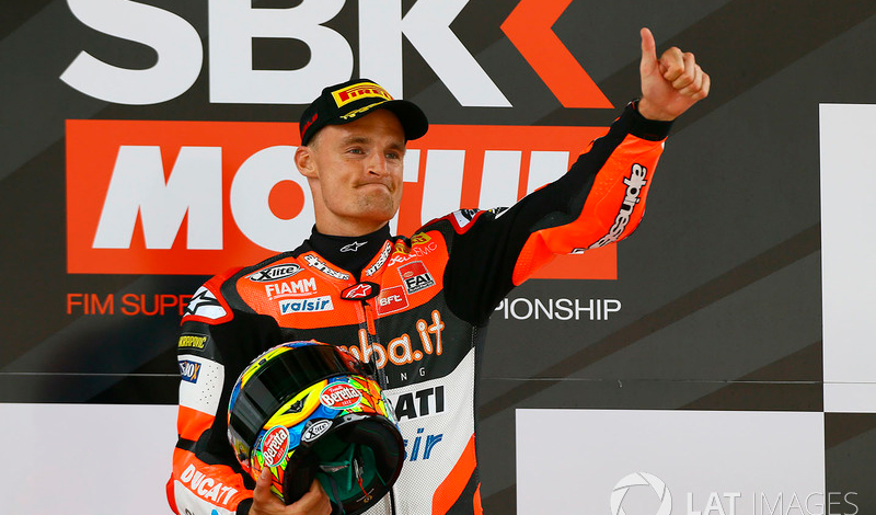 Chaz Davies: Un ícono del WorldSBK y maestro de la velocidad