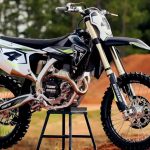 Domina cualquier terreno con la Triumph TF 450-RC Edition