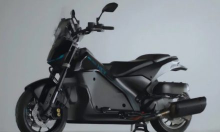 Yamaha XMAX híbrida, la revolución del sistema SPHEV ya está en marcha