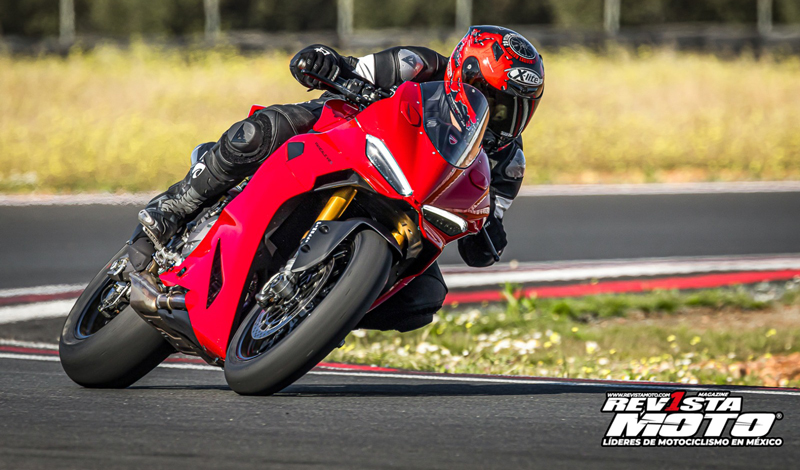Impresionante Ducati Panigale V2 S, en el lanzamiento mundial en España