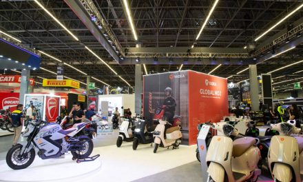 YADEA deslumbra en Expo Moto GDL con su innovador GFX6 y un stand lleno de estilo