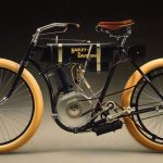 Hierro, cuero… y una lata de tomate: El curioso origen de la primera Harley-Davidson