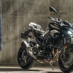 La Kawasaki Z900 ABS ofrece el equilibrio perfecto entre potencia, tecnología y diseño agresivo